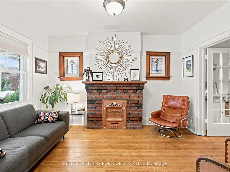 364 Westmoreland Ave N — Photo 8