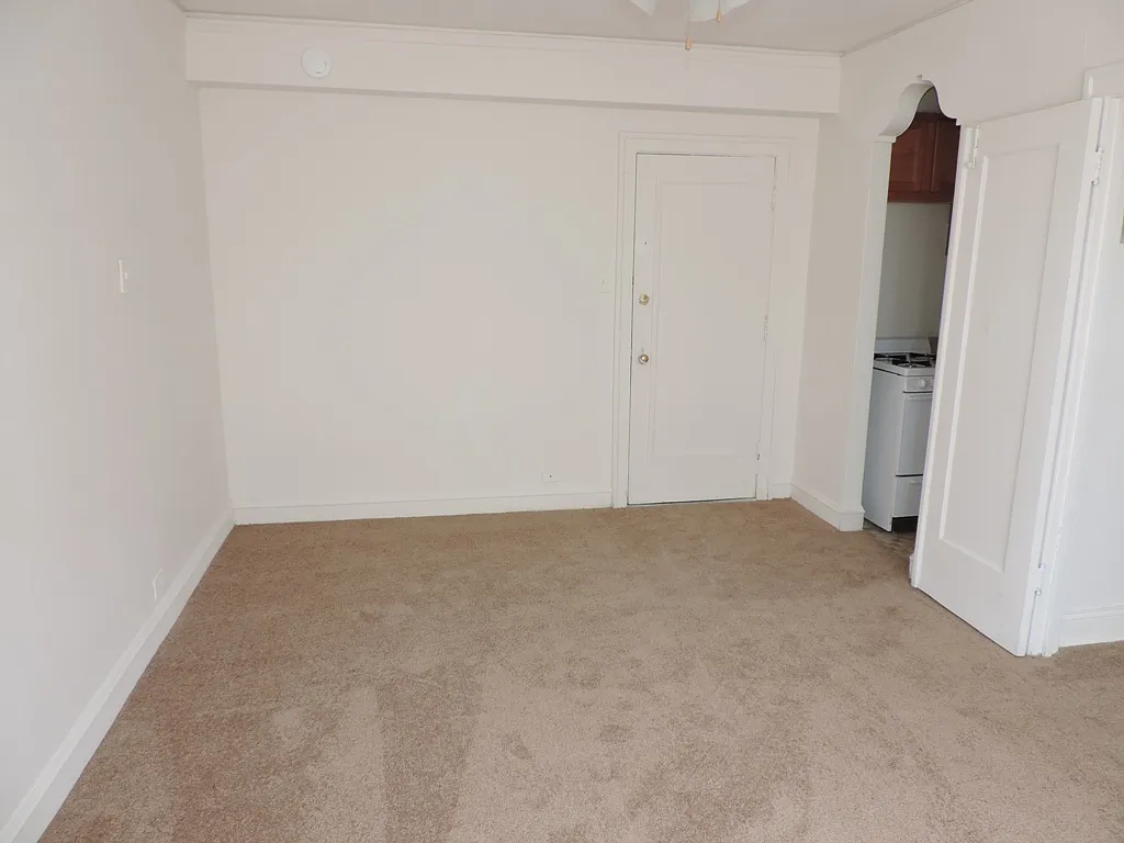 Oak Crest — Photo 3
