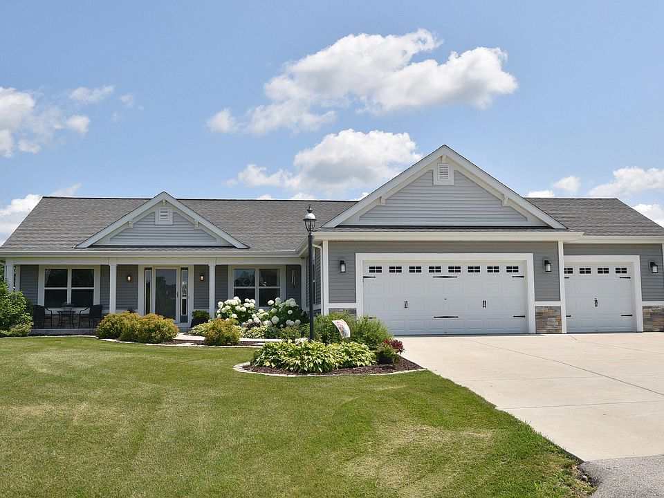 1st image of 3840 Strawberry Glen Dr