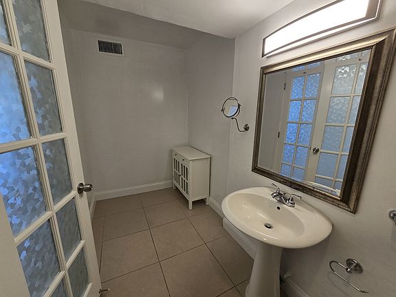 5th image of 1470 NE 125th Ter Penthouse 5