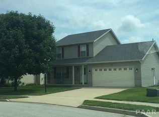 1306 Saddle Brook Ln, Metamora, IL 61548