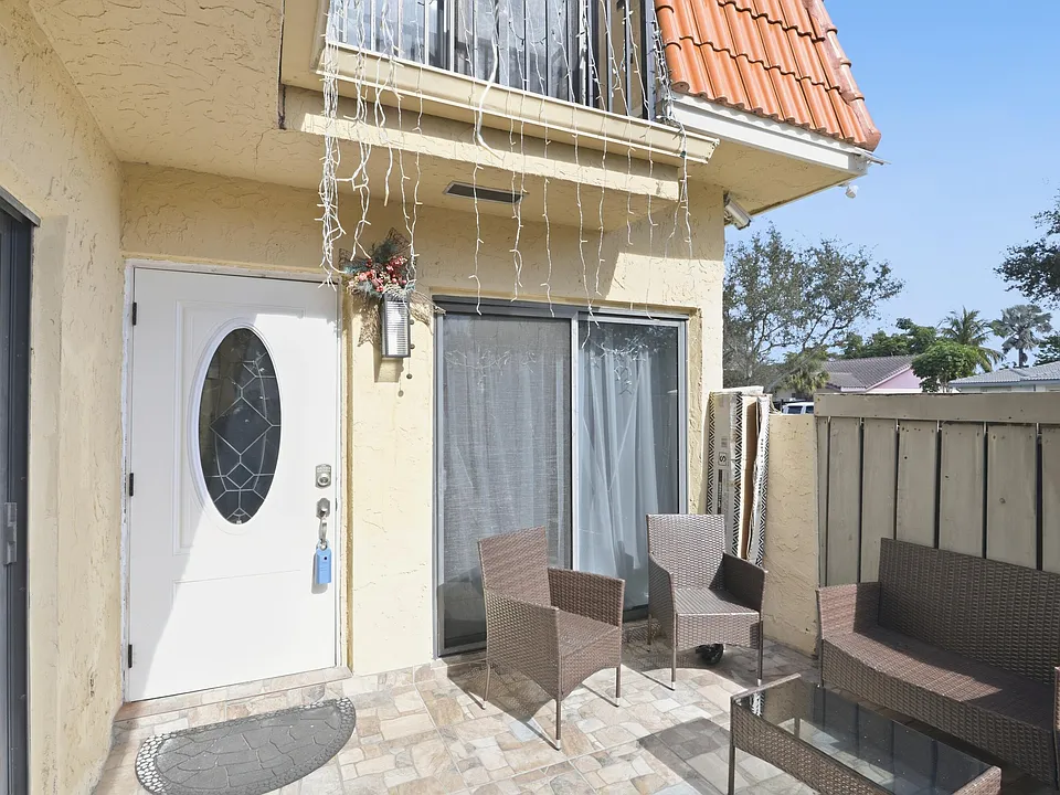 4260 NW 114th Ter #60
