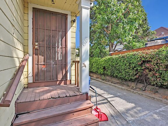 5th image of 1522 18th Ave