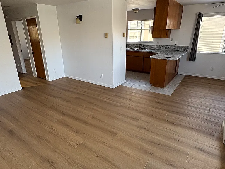 230 Park Ave #3 — Photo 16