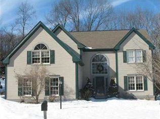 908 Wedgewood Dr, Seven Fields, PA 16046