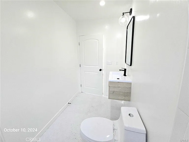 8524 Beverlywood St #1/4 — Photo 7
