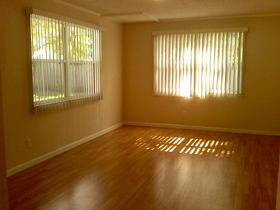 4th image of 3790 59th St N