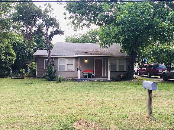 2nd image of 1131 Harvard St