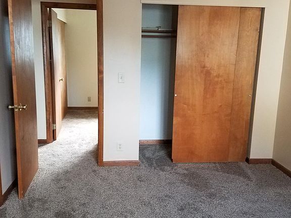 4th image of 87 Fairfield Ave APT A