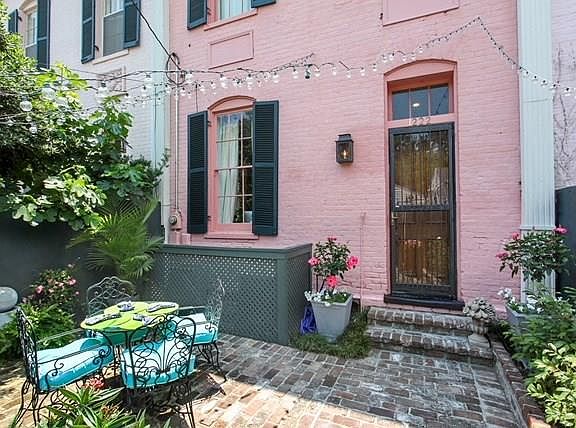 2nd image of 1222 Antonine St