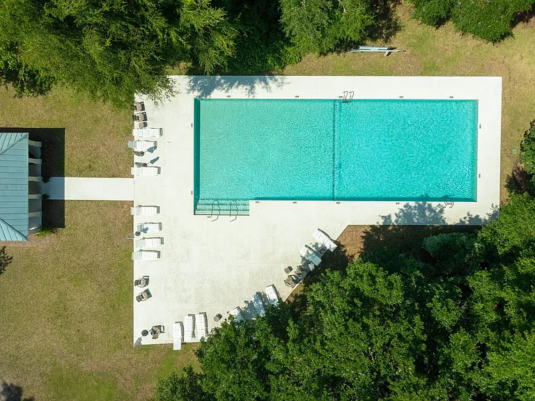 835 Bridge Point Cir — Photo 47
