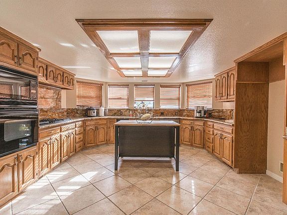 5th image of 18 Riverstar Cir
