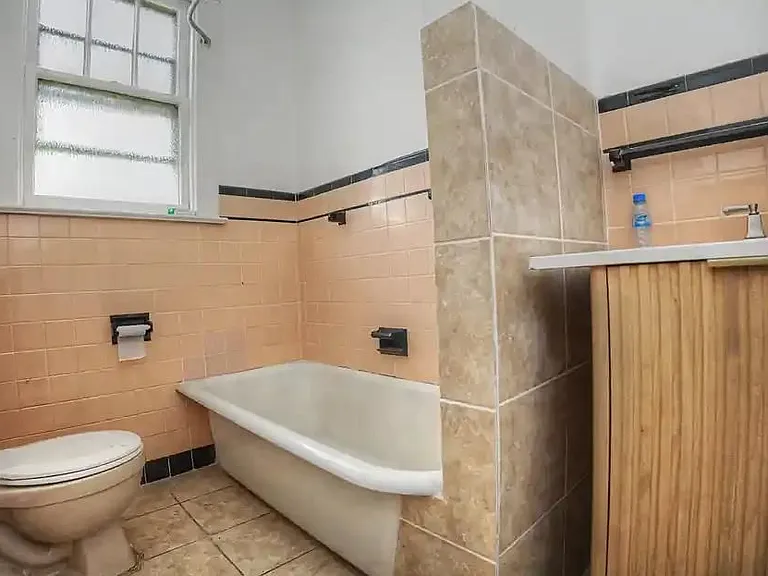 2015 Genesee St #UPPER — Photo 4