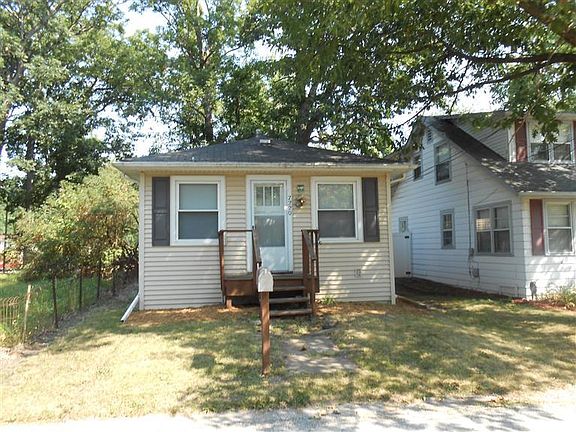 2nd image of 7220 W 136th Ln