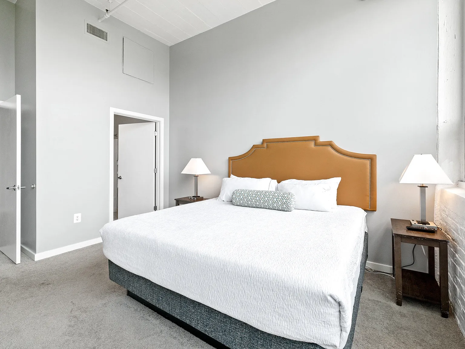 The Lofts at 509 Vine — Photo 4