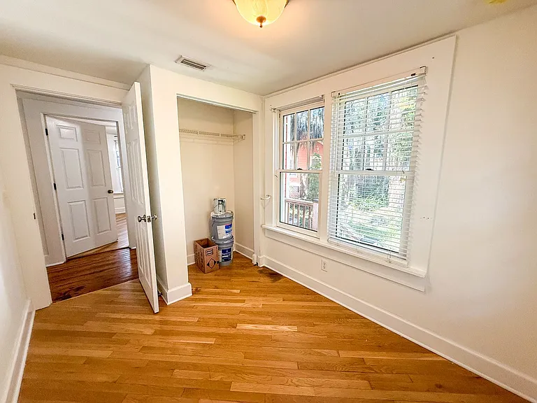 408 NW 4th St — Photo 13
