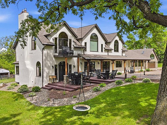 4th image of 5135 Lonsdale Blvd