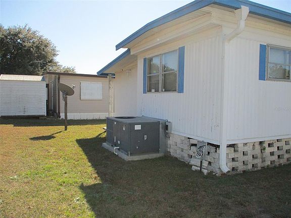 5th image of 3718 Castle Dr