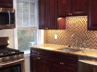 51 Wolcott Rd #1, Chestnut Hill, MA 02467