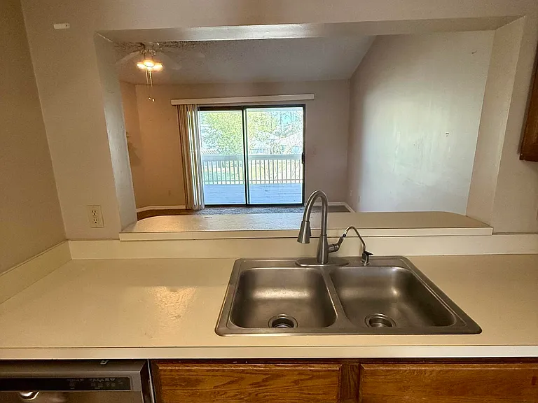 218 Cranes Lake Dr — Photo 10