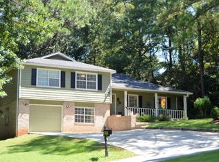 664 Ridgewood Dr, Daphne, AL 36526