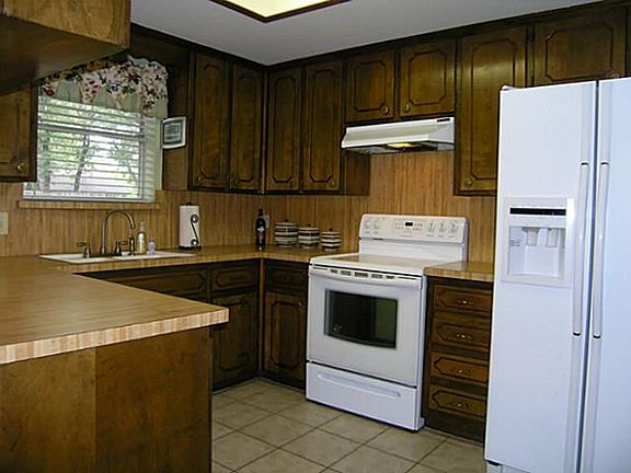 5th image of 5619 Shady Hill Ln