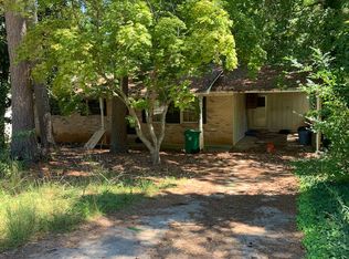 775 Pine Roc Dr, Stone Mountain, GA 30083