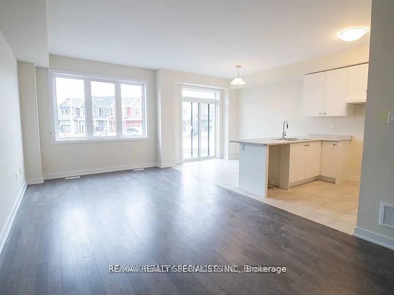 22 Keelson St — Photo 4