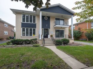 4521 Maple Ave #1N, Brookfield, IL 60513