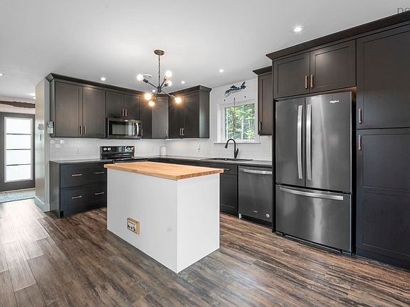 5th image of 1303 Ketch Harbour Rd