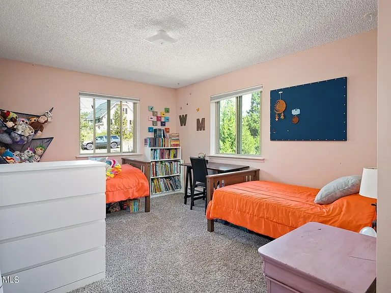 172 Pine Cone Ln #2 — Photo 10