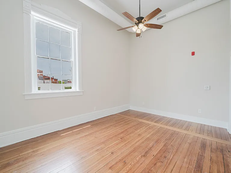 315 Cotton Ave #301 — Photo 15