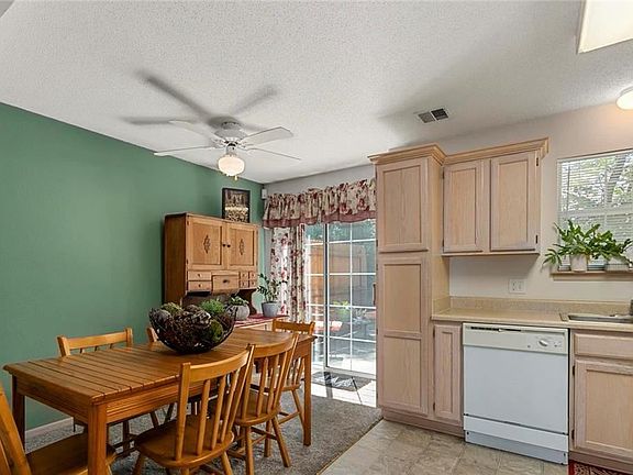 3rd image of 5712 NW Sunrise Meadow Cir #53-B