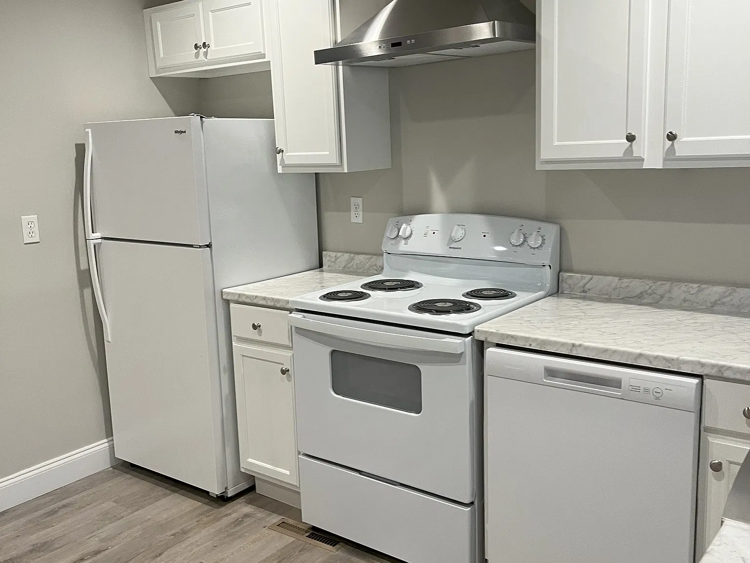 2 bed, 1.5 bath, 800 sqft, $1,850 — Photo 3