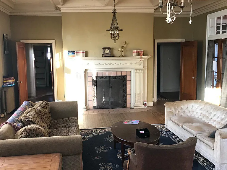 704 N Stockton St — Photo 4