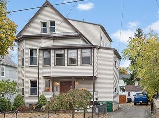 528 Main St, Medford, MA 02155