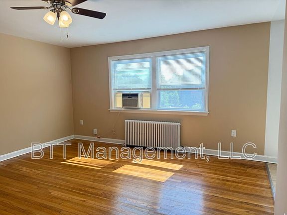 3rd image of 4013 38th St #301