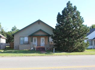 212 W Broadway St, Vici, OK 73859