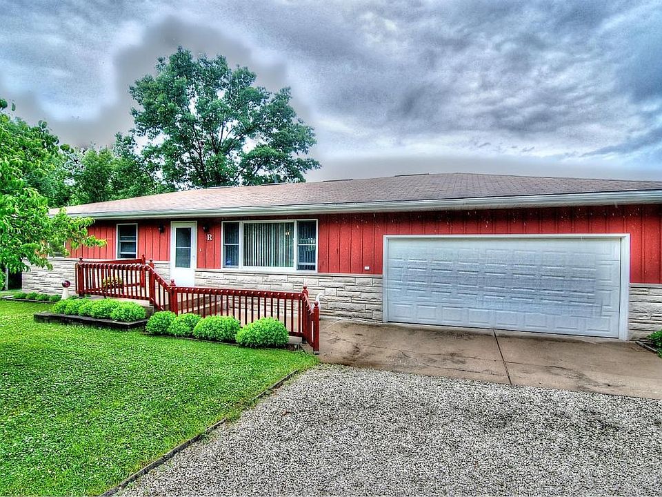 1st image of 23588 Davis Lake St