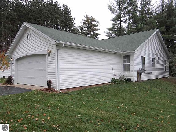 2nd image of 5471 Millbrook Dr