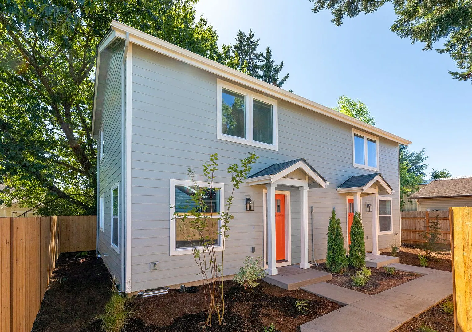 8516 NE Hassalo St — Photo 1