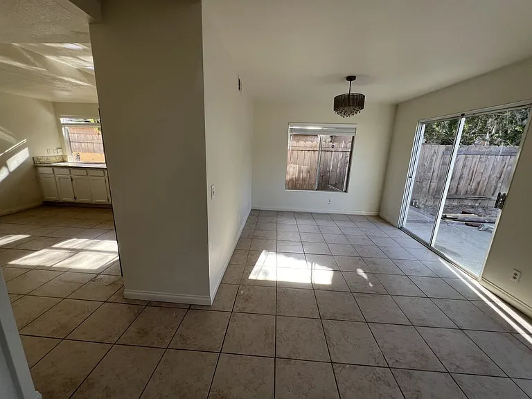 1772 Corta Cresta — Photo 12