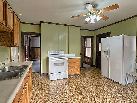 244 School St., Winchendon