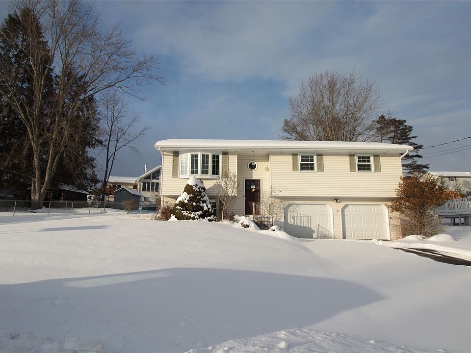 1st image of 644 Leon Dr