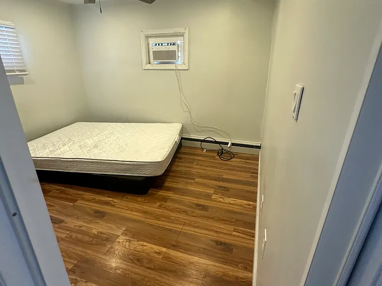 1713 Reverend J J Walters Ave #B — Photo 10