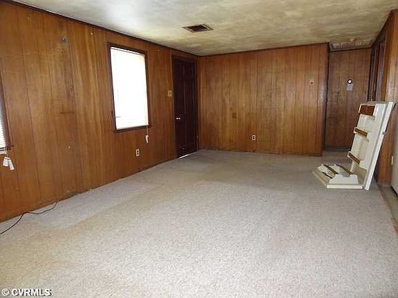 2nd image of 1848 N Lakeshore Dr