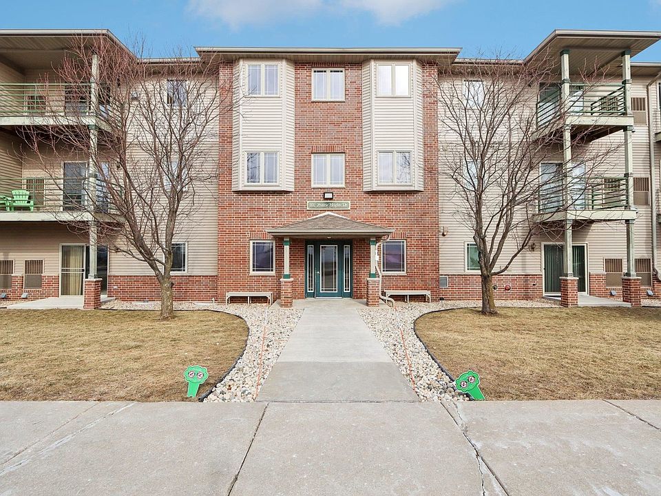 1st image of 102 Prairie Heights Dr APT 401