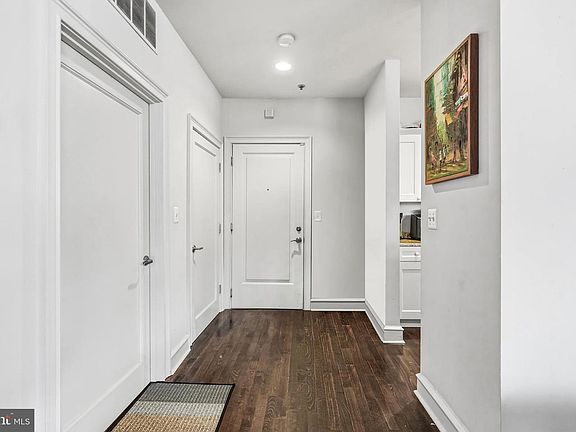 3rd image of 201 N 8th St APT 408