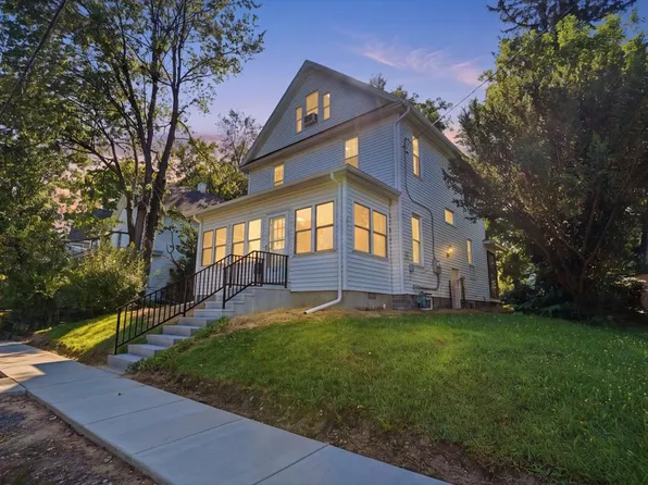 413 Powell Ave, Clarks Summit, PA 18411
