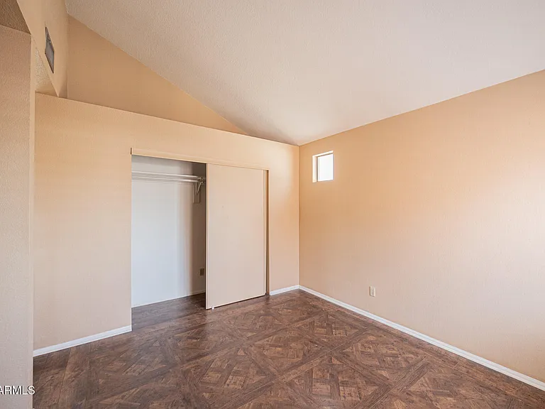 1650 N Ventura Ln — Photo 25